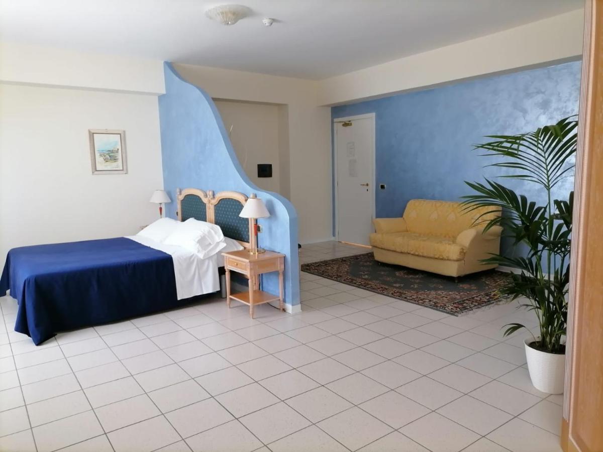 Partenone Resort Hotel Riace Marina Εξωτερικό φωτογραφία