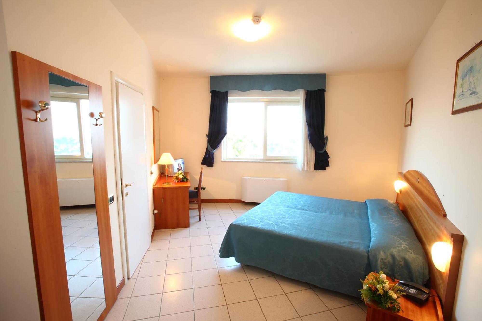 Partenone Resort Hotel Riace Marina Εξωτερικό φωτογραφία